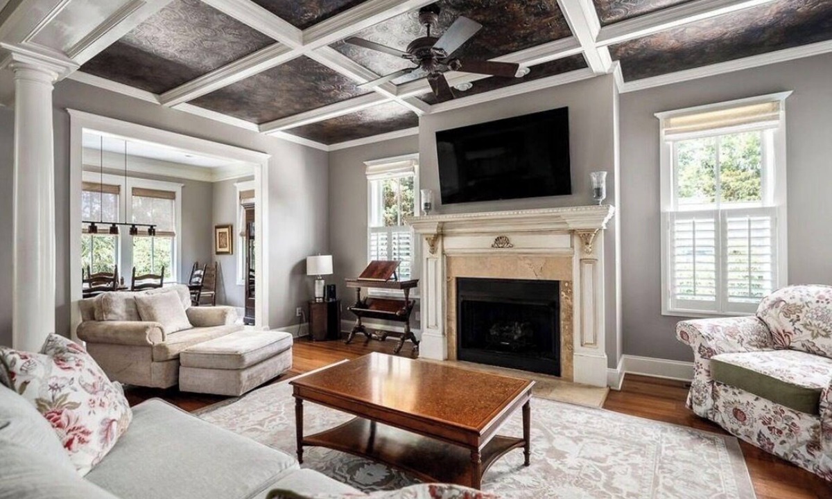 Aiken House | Incredible gated estate in the heart of downtown Aiken- MASTERS WEEK DREAM HOME