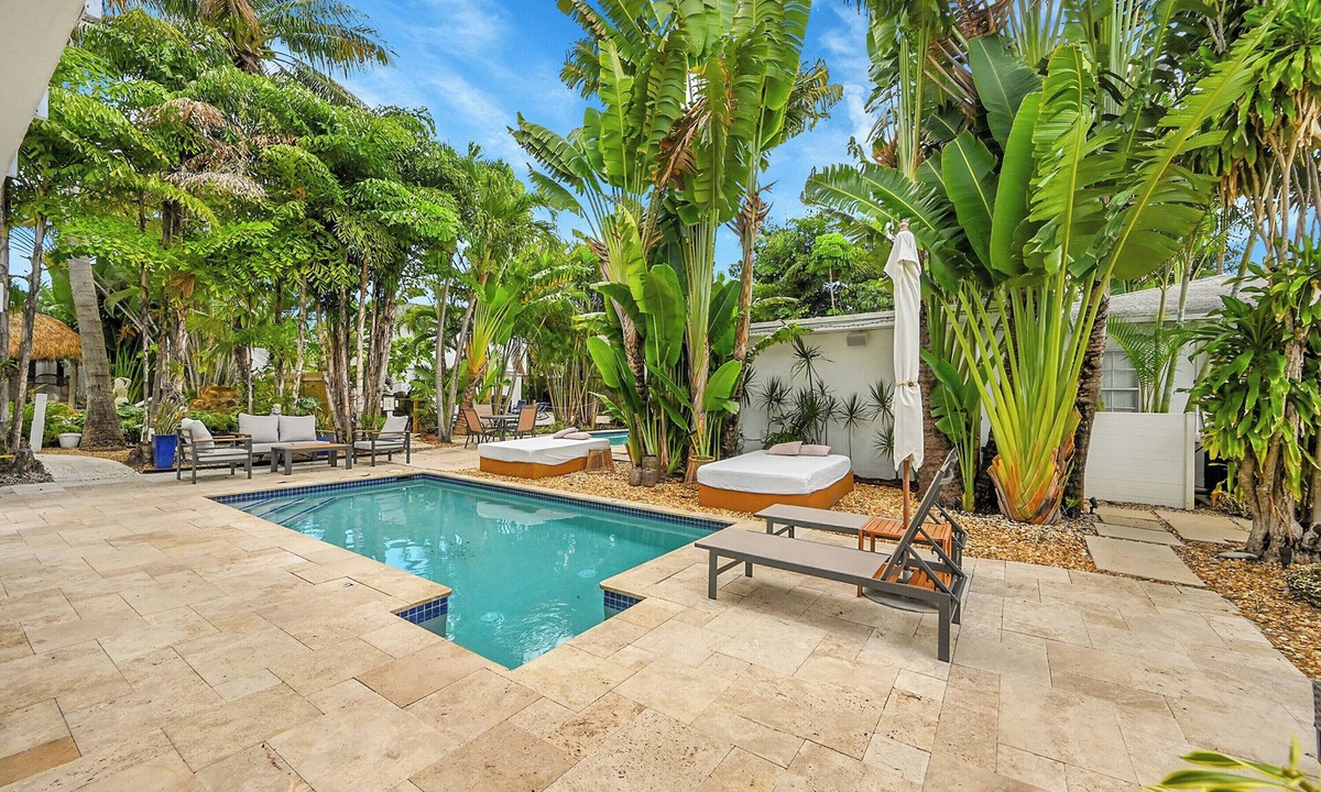 Wilton Manors Hotel | Inn On The Drive (Adults Only)