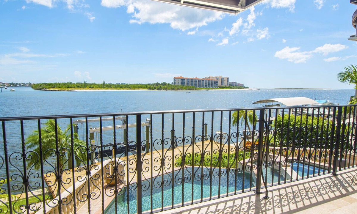 Isles of Capri House | Isles Of Capri & Marco Island area! Live Like Royalty In The 10,000 Islands -