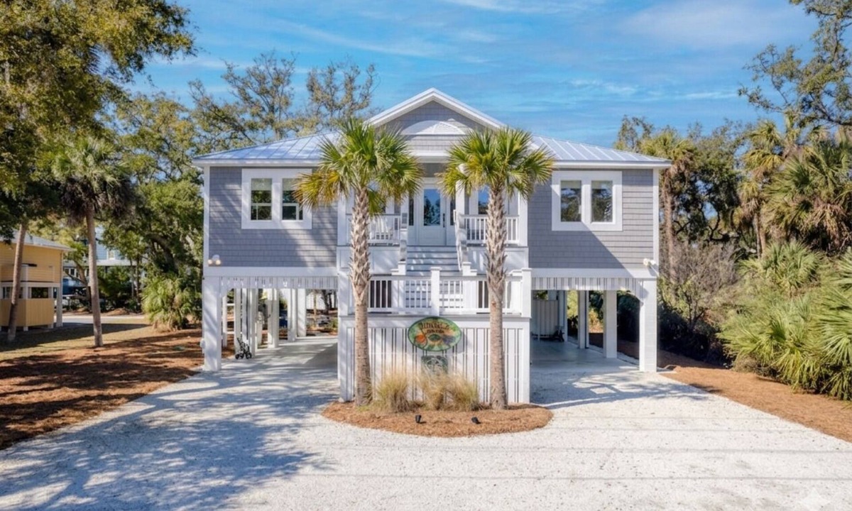 Edisto Island House | Jungle House-Heated Pool-Pet Friendly-Luxury