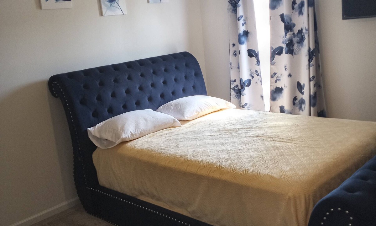 Longs House | Just mins from ocean and major attractions