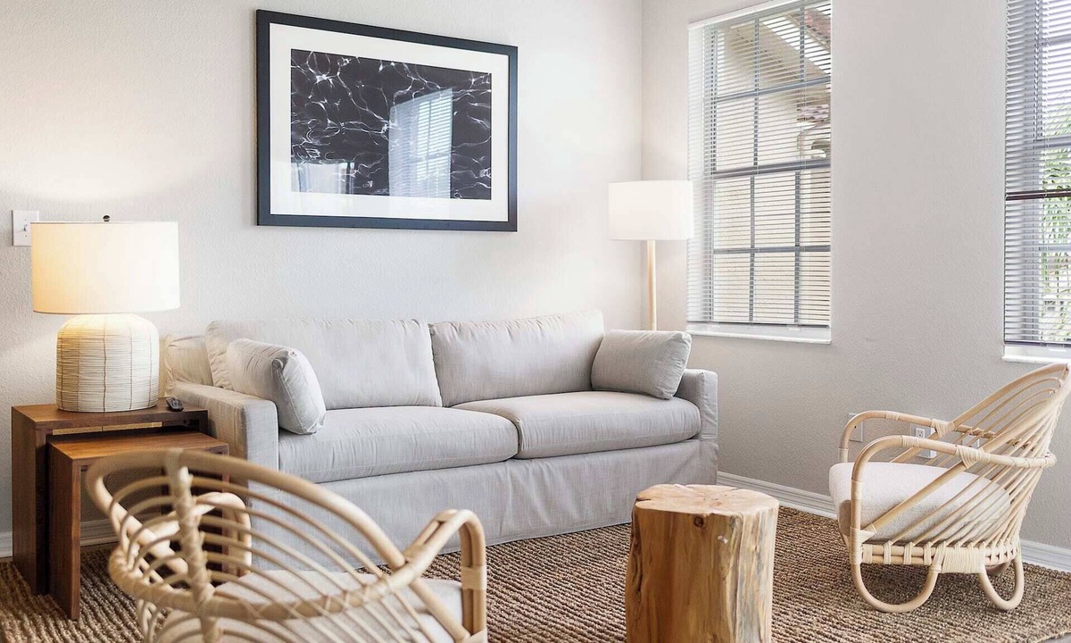 Wellington Apartment | Kasa | Bright & Airy 2BD + Free Parking | Wellington