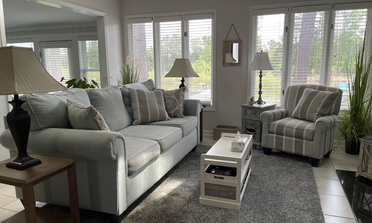 Vass Condo | Kelly's Cozy Golf Getaway/Enclosed Patio/Lakeside/Woodlake's Maples Golf Course on Site/Minutes from Fort Bragg/40 Plus Golf Courses Nearby/Sleeps 8