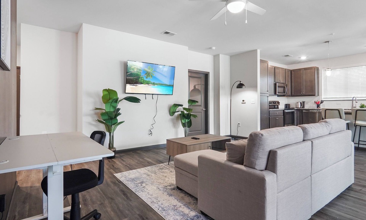 North Raleigh Apartment | King 3BR Suite in North Raleigh