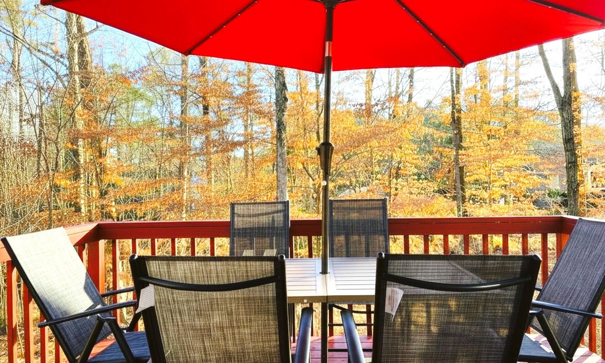 Northwest Raleigh House | King Bed, Workspace, Games near RDU, RTP, Downtown