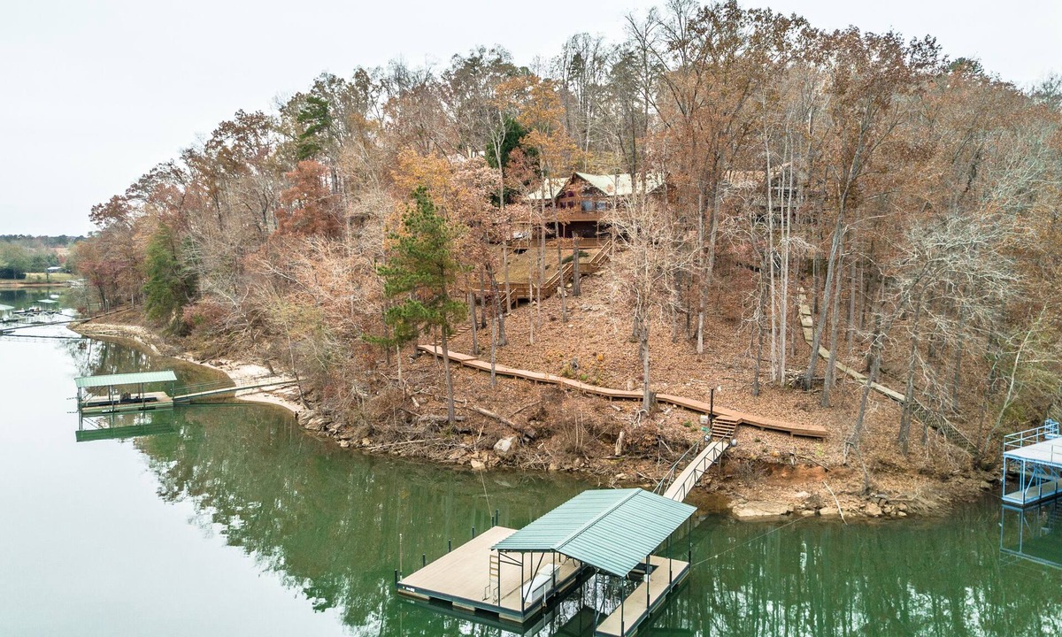 Westminster House | Lake Hartwell Mountain Home with Stunning Views and Deep Water Private Dock