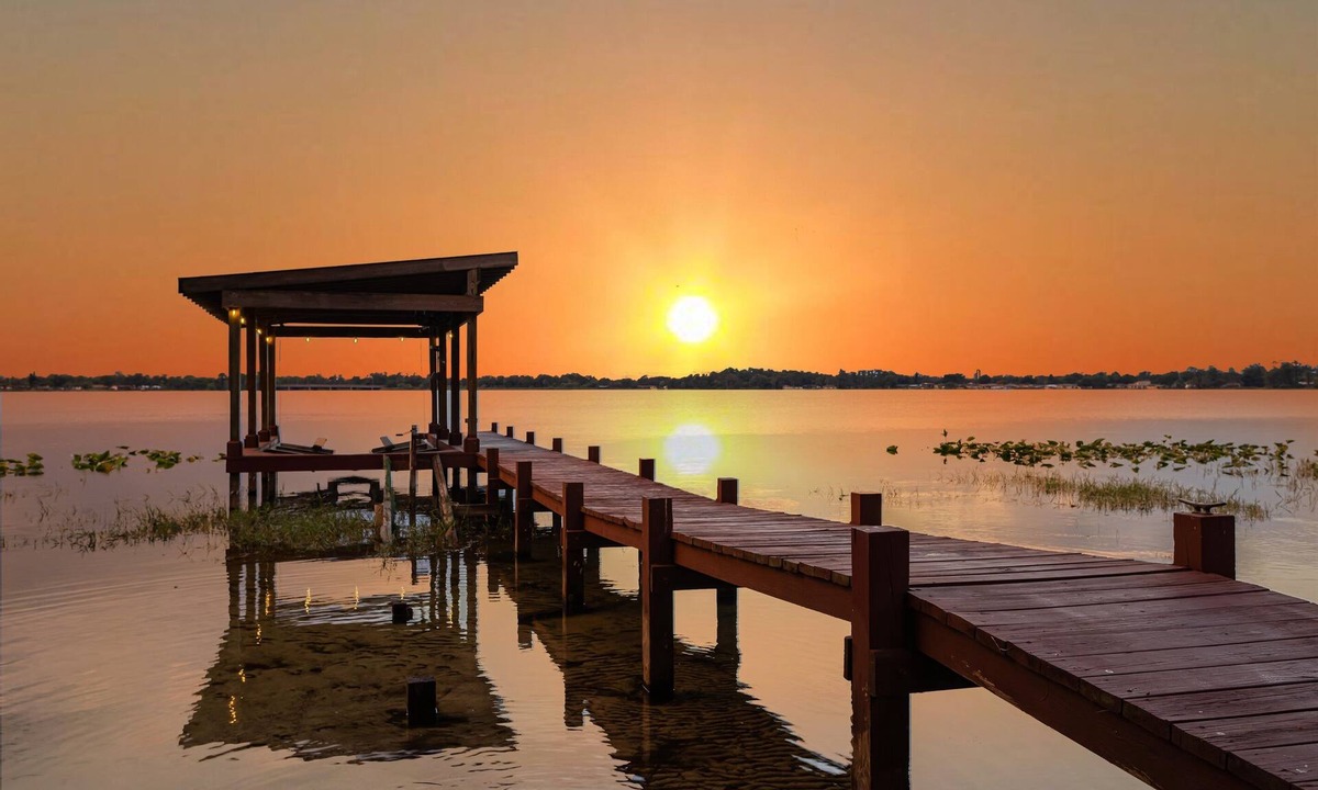 Southwest Orlando House | Lakefront Guest House by downtown : Fishing…