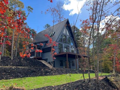 Seneca House | Lakefront Keowee Luxury Cottages 129