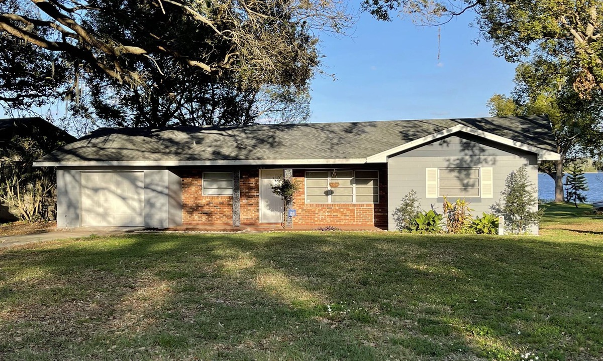 Winter Haven House | Lakefront Vacation Home on the Chain of Lakes in Winter Haven