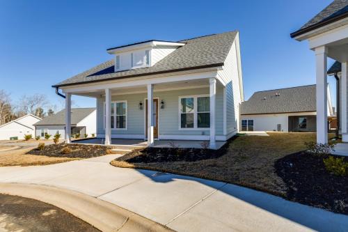 Greenwood House | 'Lakeside Retreat' w/Boat Dock in Greenwood!