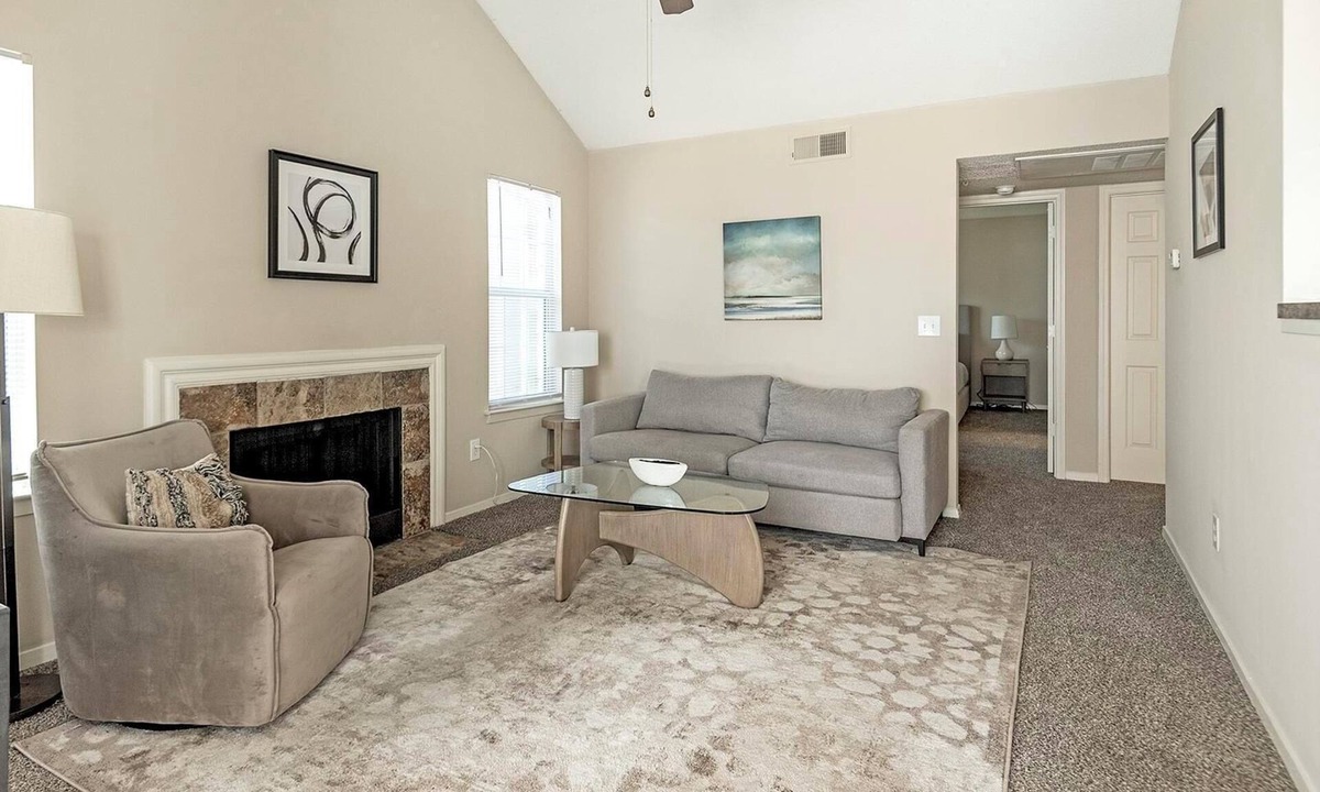 Germantown Apartment | Landing | Chic 1BD, Gym, Tennis Court