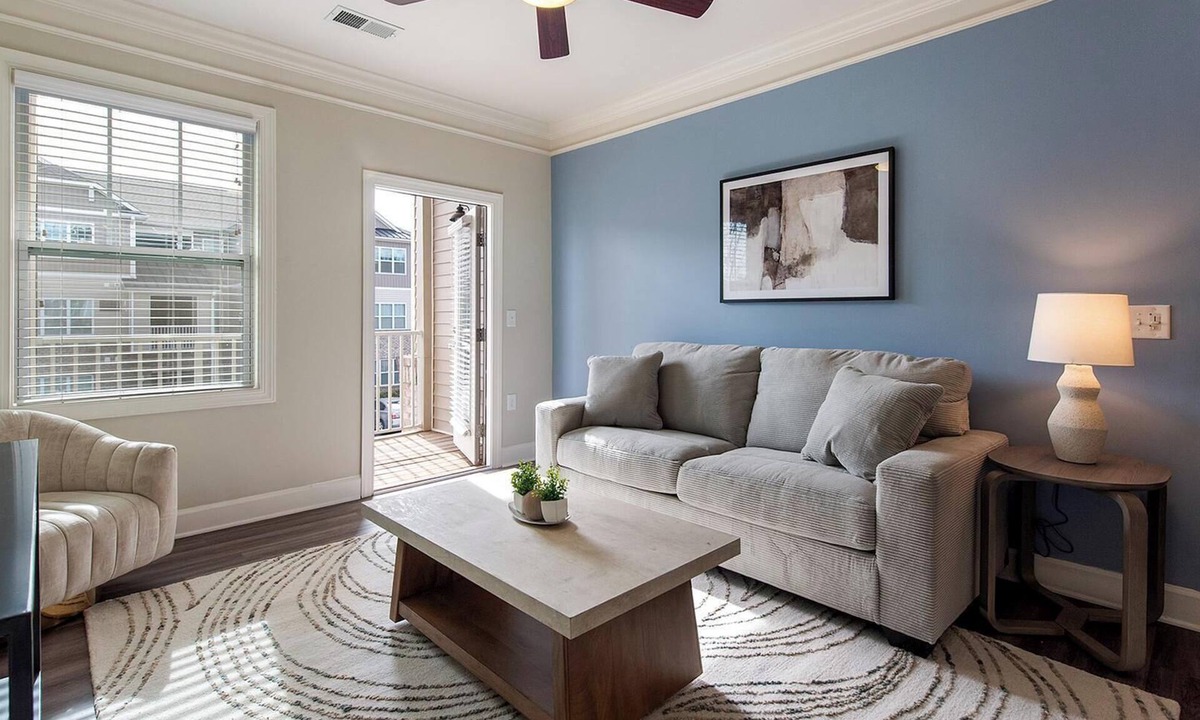 Greer Apartment | Landing | Modern 2BD, Gym, Pool
