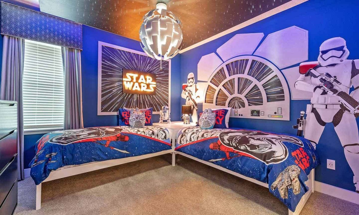West Kissimmee House | Lavish Villa With Themed Bedrooms at Encore