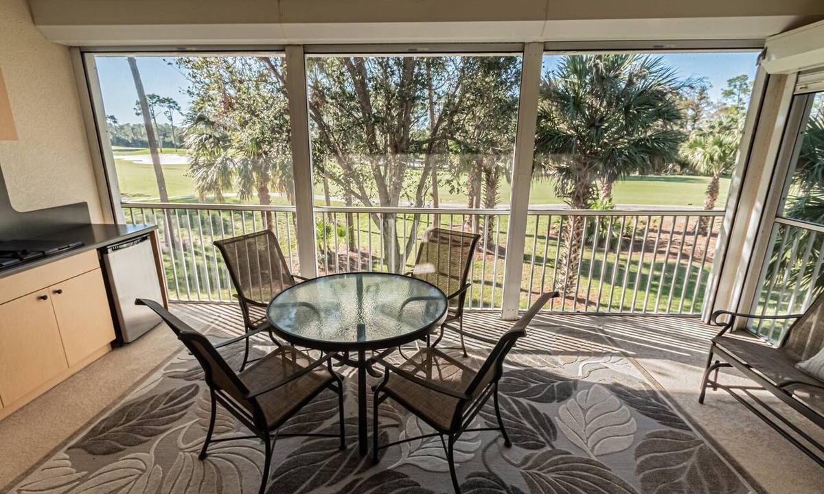 Flamingo Fairways Condo | Lely 2nd Flr Condo w/tranquil golf course views from private screened lanai; Players Club Option