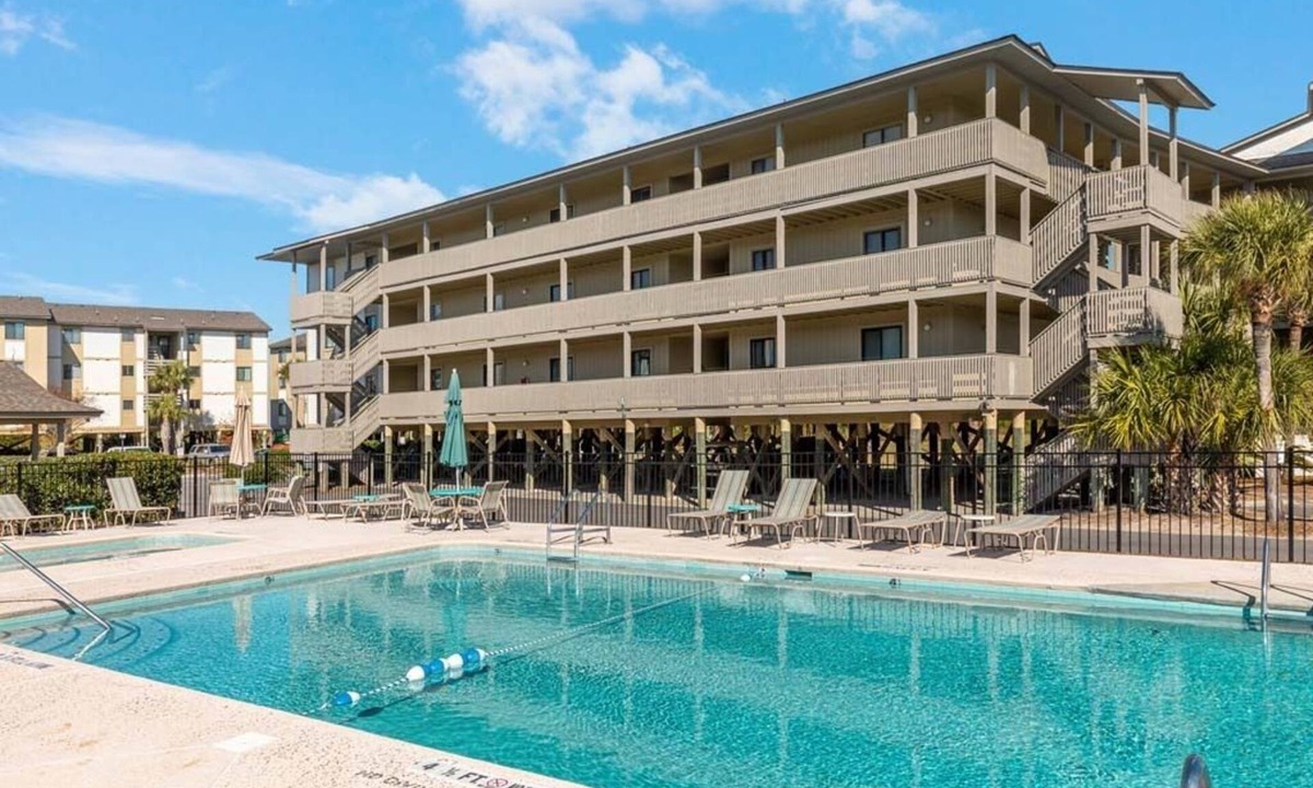 Tybee Island Condo | Lighthouse Point 1 by Tybee Vacation Rentals