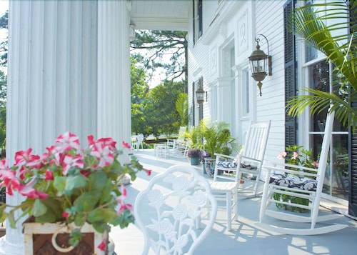North Augusta Bed & Breakfast | Lookaway Inn