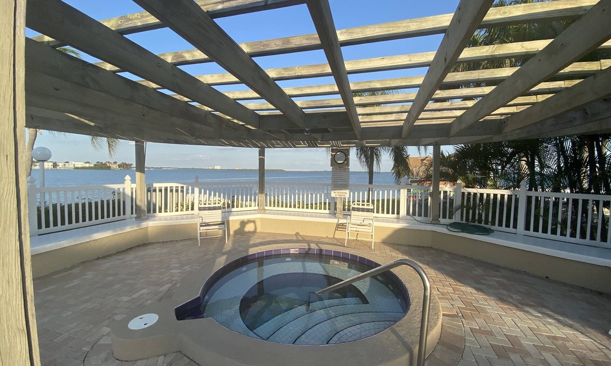 Isla del Sol Condo | Lovely condo in Isla del Sol - 5 minutes from the beach