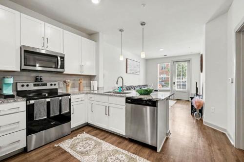 Charlotte Apartment | Luxury 1BR Near NoDa & Uptown Charlotte