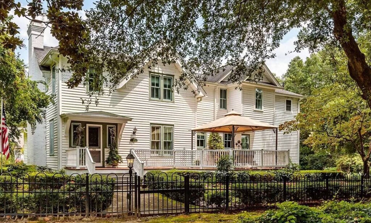 Old Town Villa | ★ LUXURY 5 BR VILLA Heart of Village Steps From #2