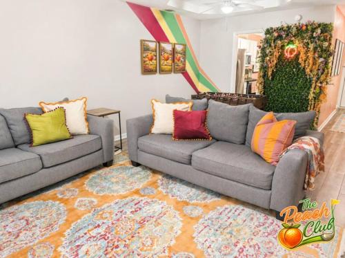 National Hills Apartment | luxury condo, pet friendly, close to everything