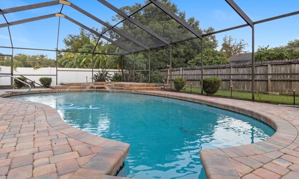 East County Civic Group House | Luxury Tampa, Resort with Swimming Pool, 4 Bedrooms, 3.5 Bathrooms. Sleeps 20+
