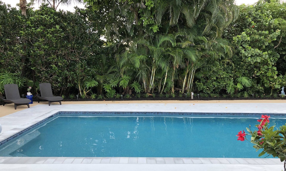 South Beach House | Luxury Vero Beach House, steps from private beach, fully renovated and equipped.