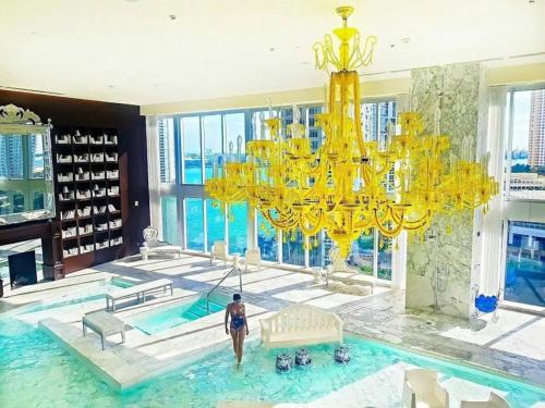 Downtown Miami Apartment | Luxury Waterfront 3Bed Icon Brickell W Hotel