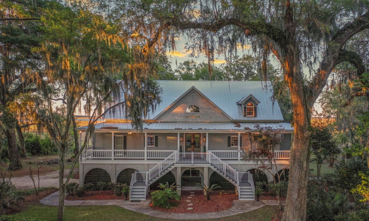Townsend House | Luxury Waterfront near Savannah & Jacksonville