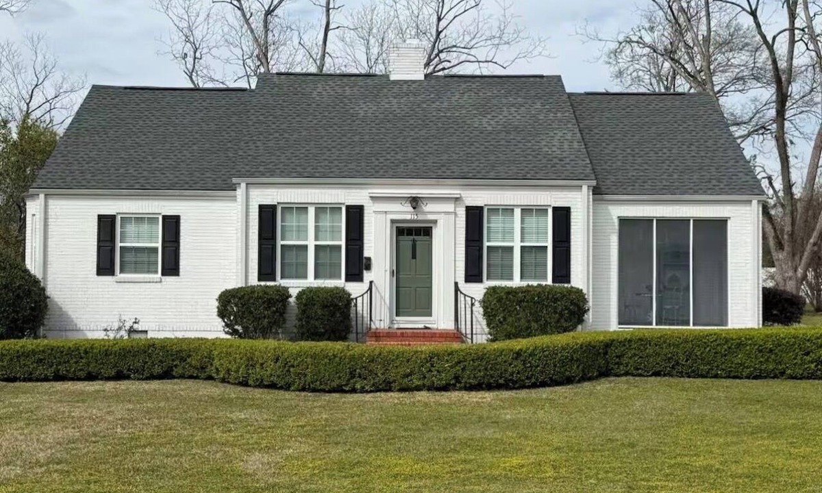 Vidalia Cottage | Magnificent Morningside Manor