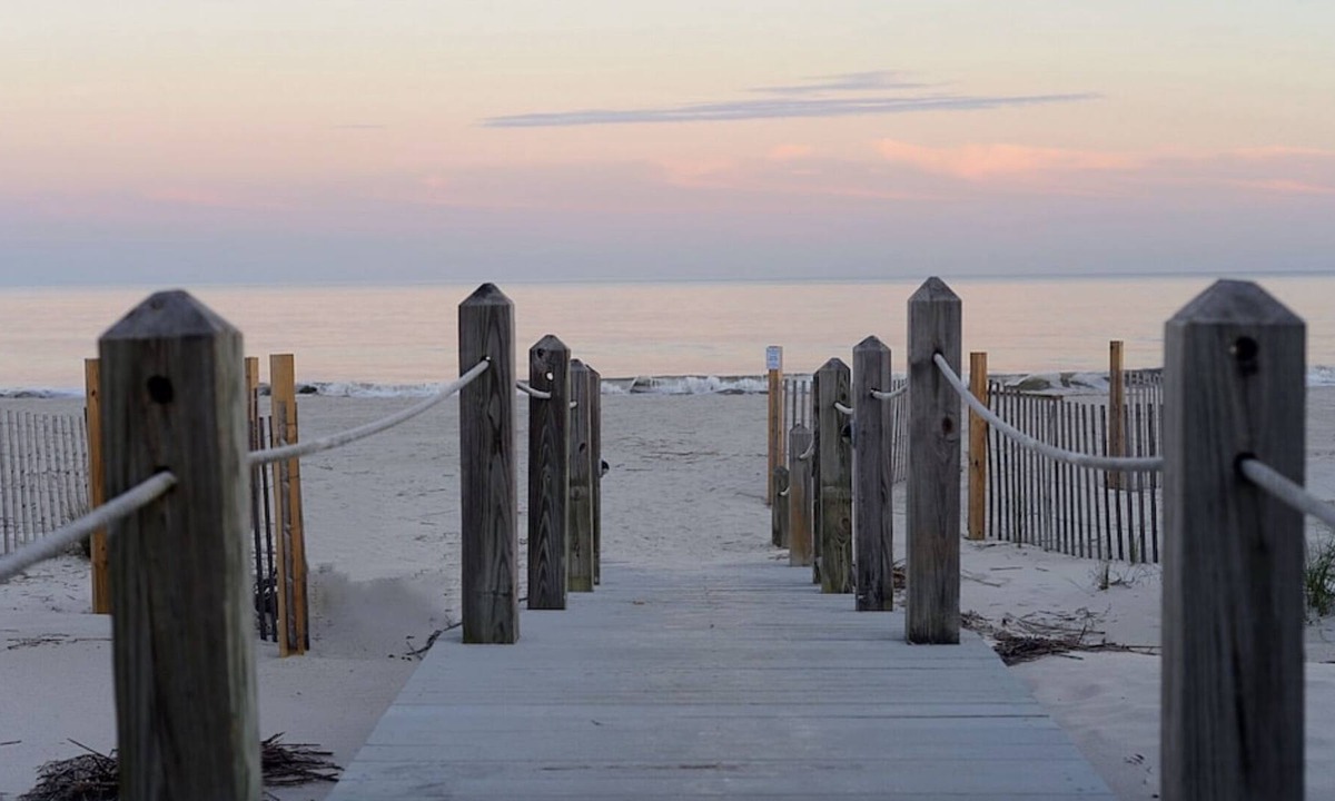 Daufuskie Island Villa | Magnificent Views of the Atlantic Ocean w/ Balcony