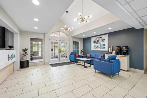 Northeast Raleigh Hotel | MainStay Suites Raleigh North