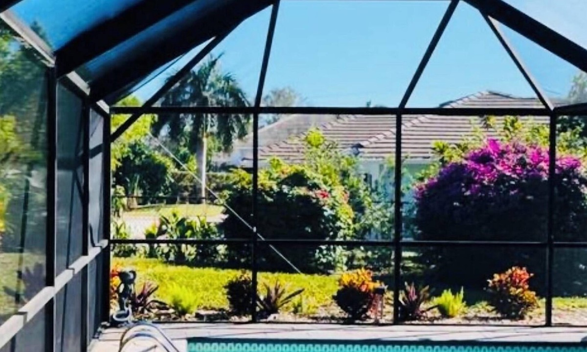 Marco Island House | Marco Island Florida Family Vacation Home-heated pool, beach, Pet friendly
