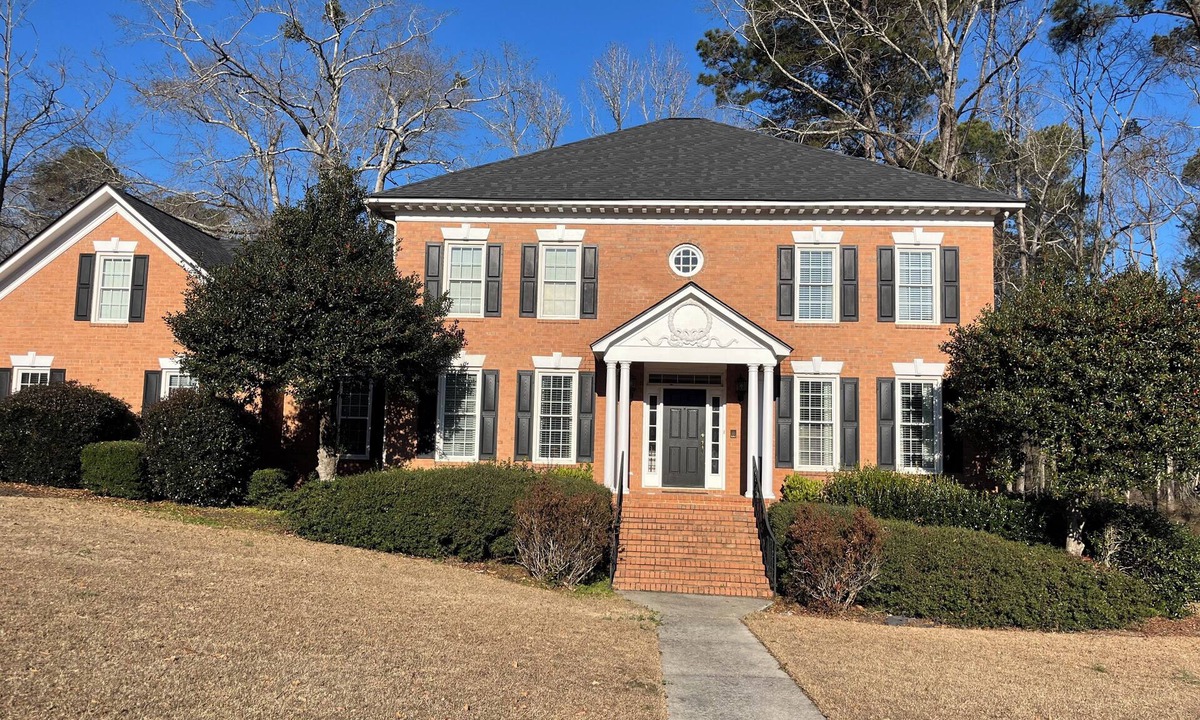 Martinez House | Masters Rental: 4BR/3.5 Bath, 4.7 miles to course