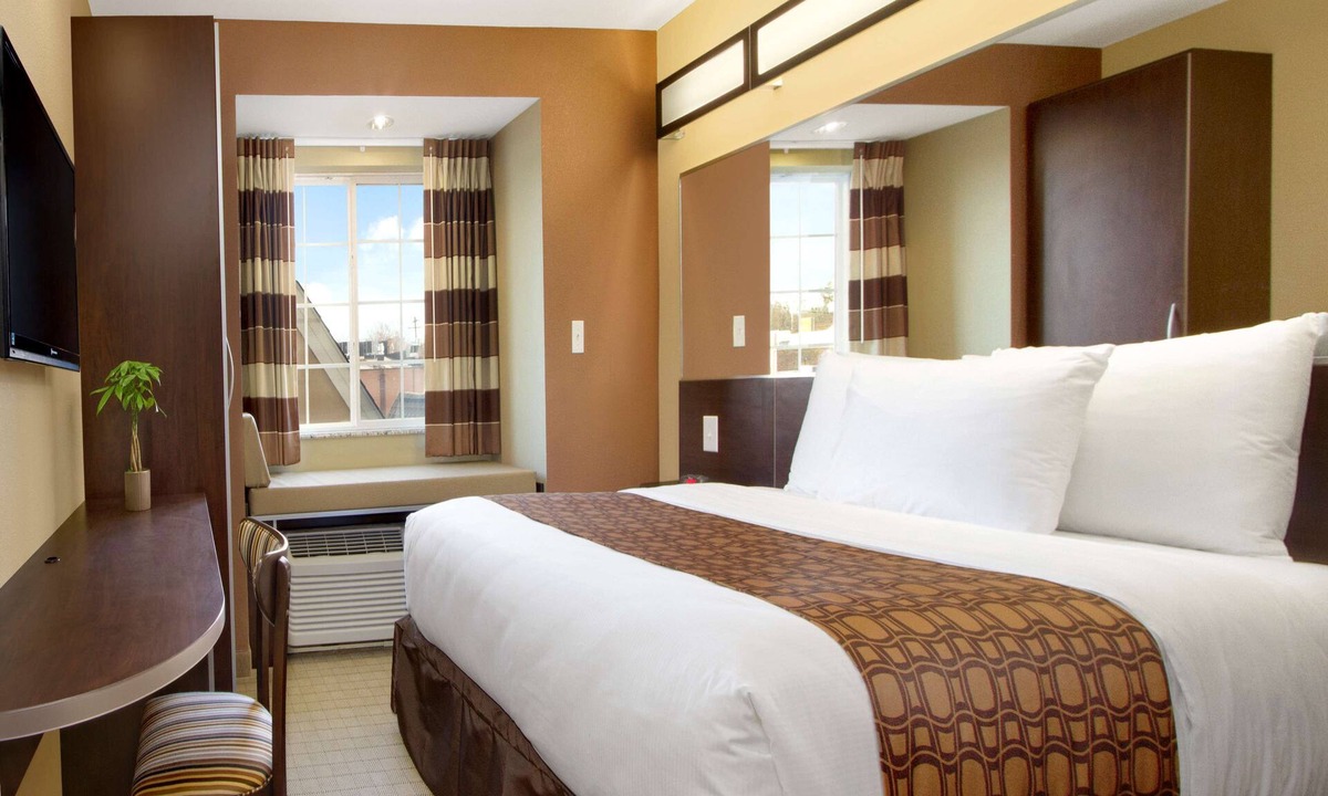 Shelbyville Hotel | Microtel Inn & Suites by Wyndham Shelbyville