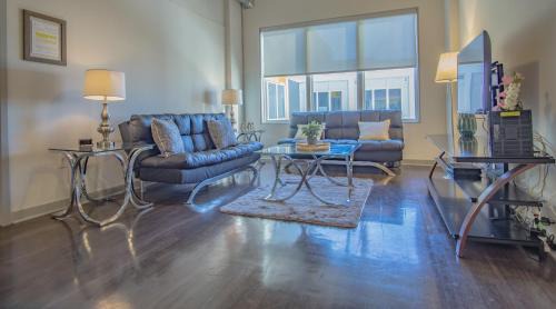 SoNo Apartment | Midtown 1BR Fully Furnished Apartment - Great Location! apts