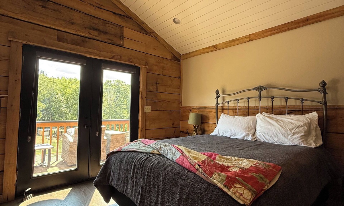 Blythewood Apartment | Mini Barndominium at T. Olive Farm