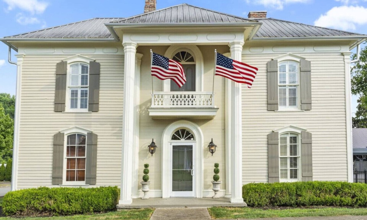 Lynchburg House | Miss Elizabeth`s Place | Downtown Lynchburg