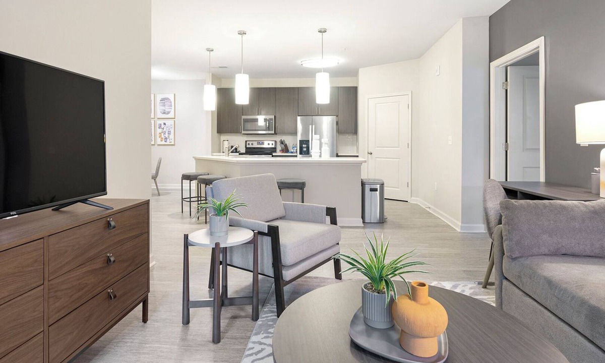 Wake Forest Apartment | Modern Apartment in Prime Location (ID1012X377)