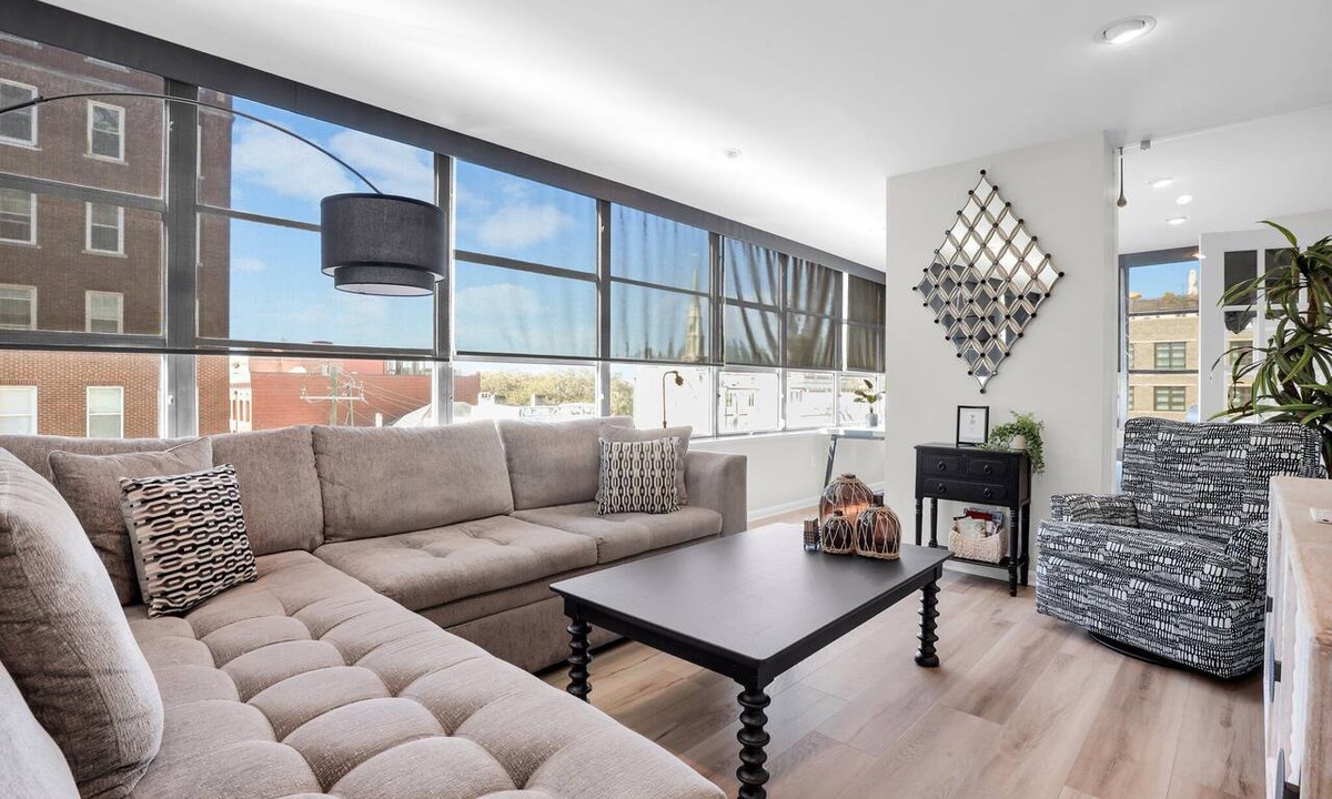 Historic District - North Condo | Modern Loft w/Soaring Views of City + Reserved Parking by Lucky Savannah