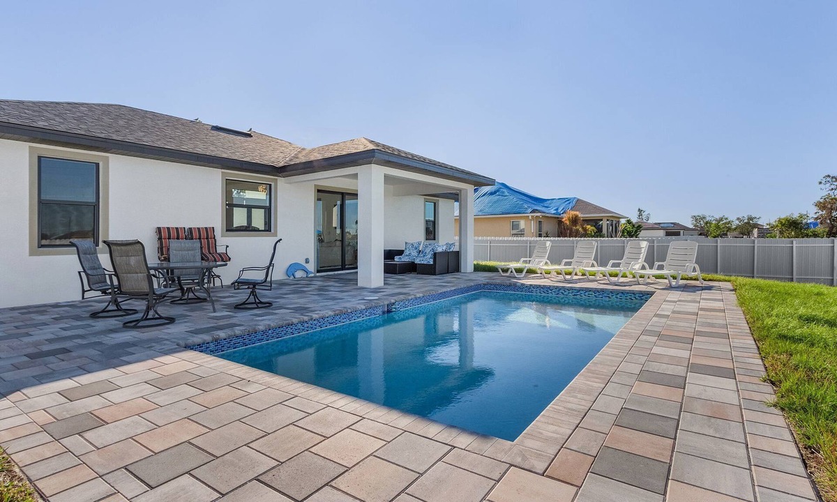 Mariner House | Modern Lux Home with Heated Pool