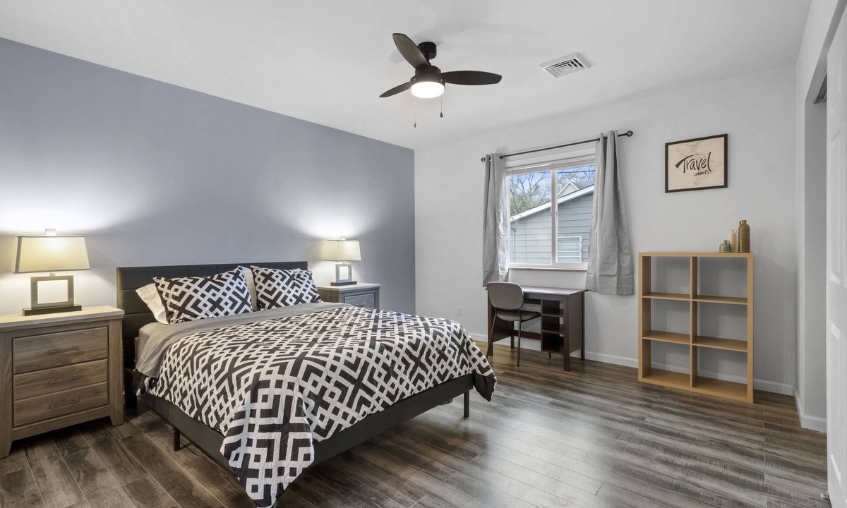 Festus Apartment | Modern Studio Apartment in the heart of Festus