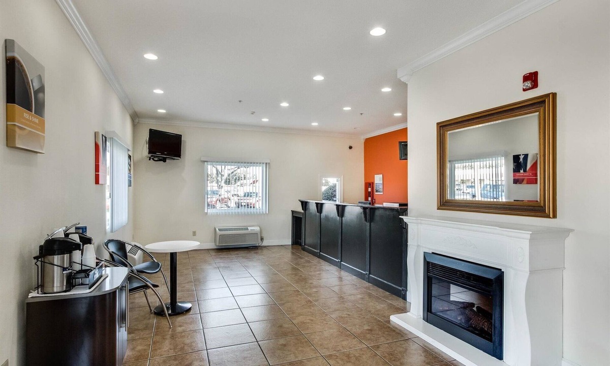 Hinesville Hotel | Motel 6 Hinesville, GA