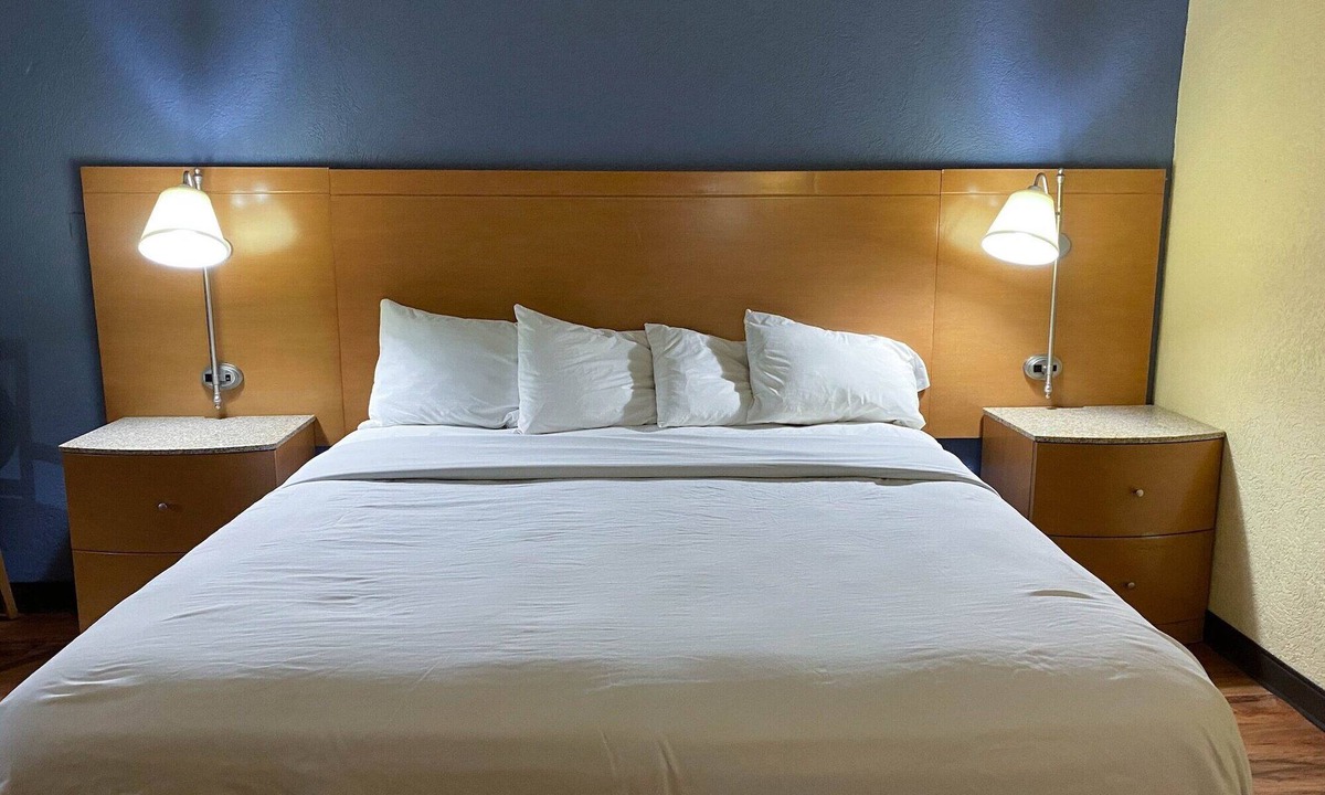 Savannah Hotel | Motel 6 Savannah, GA- Gateway & I-95