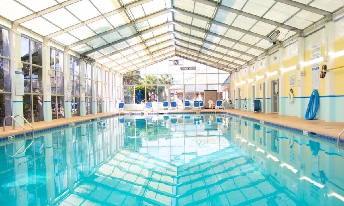Surfside Beach Resort | Myrtle Beach | Romantic Golf Retreat | Pool + Golf