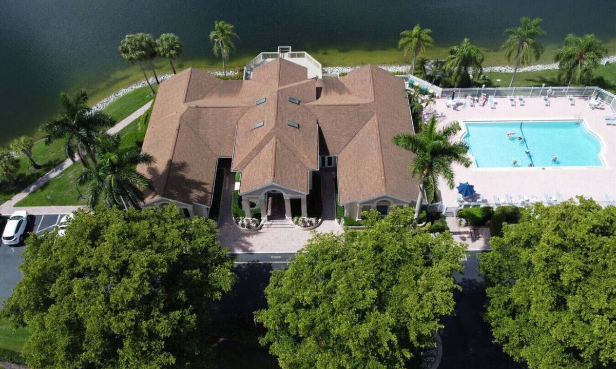 Crown Pointe House | Naples Escape with Beautiful Lake Views