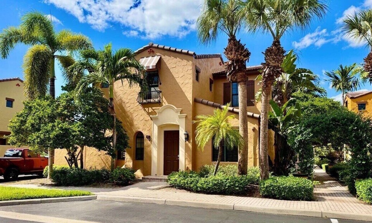 Ole House | NAPLES, FLORIDA, Lely, OLE' Community