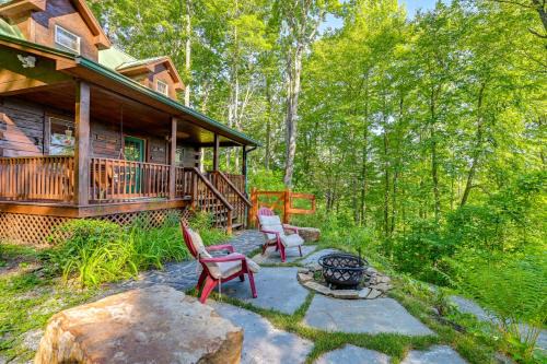 Bryson City House | Near Hikes & River! Pet-Friendly Bryson City Haven
