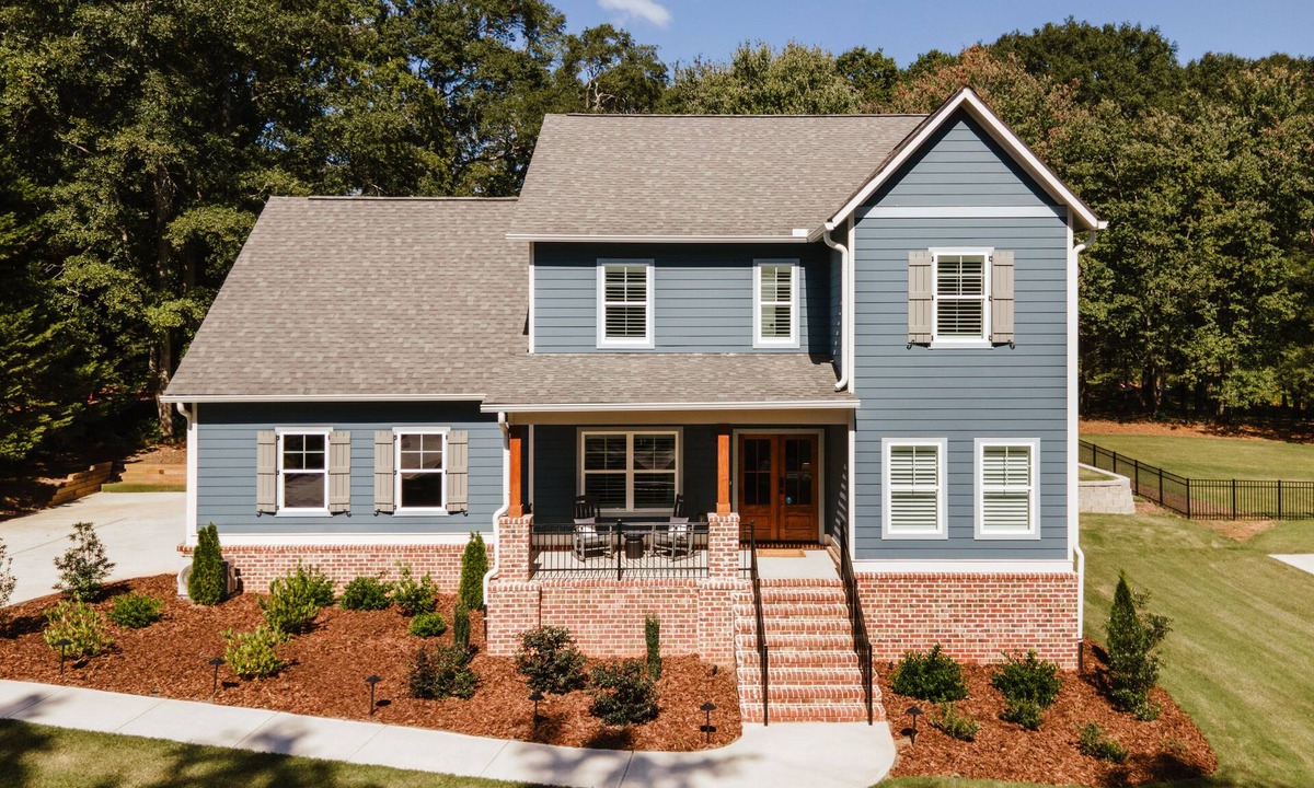 Watkinsville House | Newly Built 5 BR, 6 Miles to UGA, Fire Pit, Sauna, Game Room.