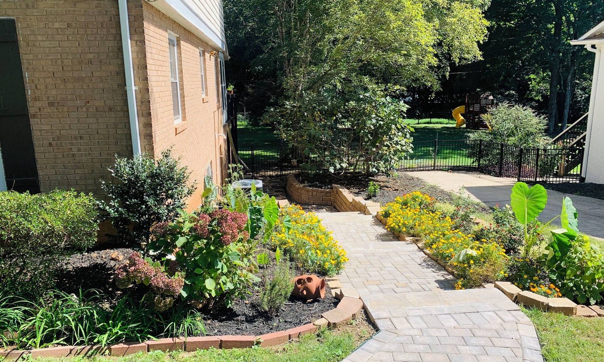 Cotswold Apartment | Newly Renovate One Bedroom Apartment - Garden Terrace Vista in Costwold Area
