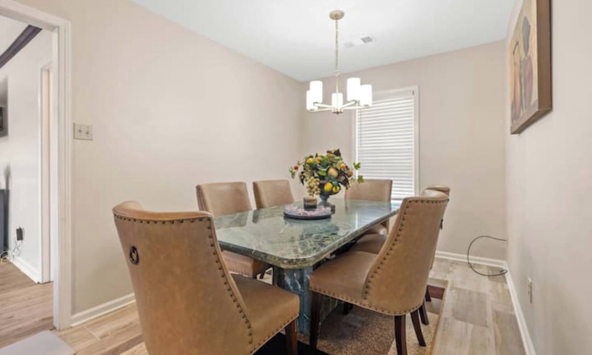 Brighton House | Newly Renovated "Home Away From Home" A spacious, modernized 4-bedroom home.